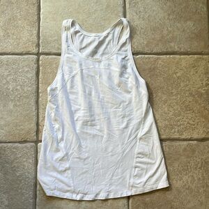 Lululemon white tank size 4, NWOT